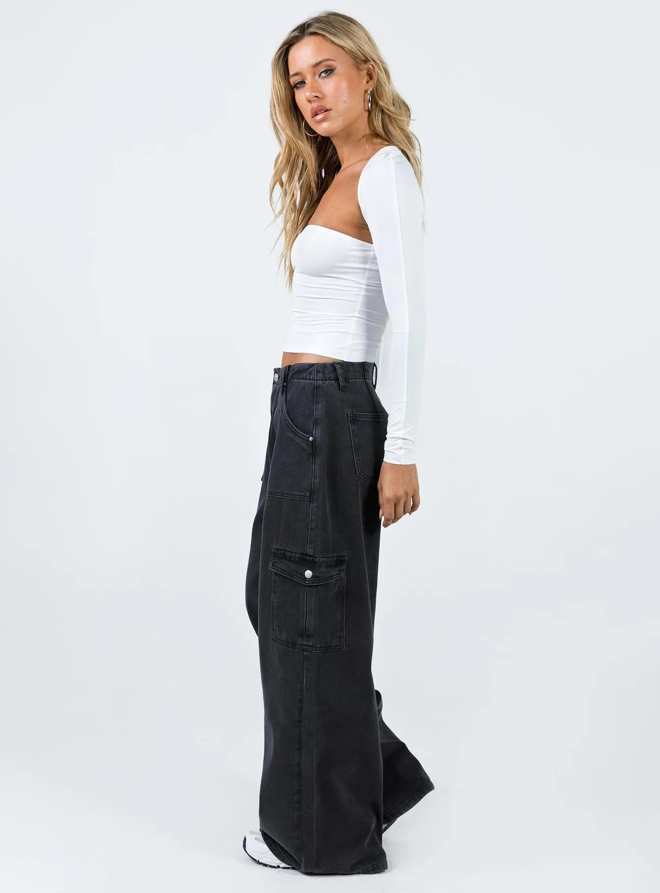 Adrianne Wide Leg Cargo Jeans Black