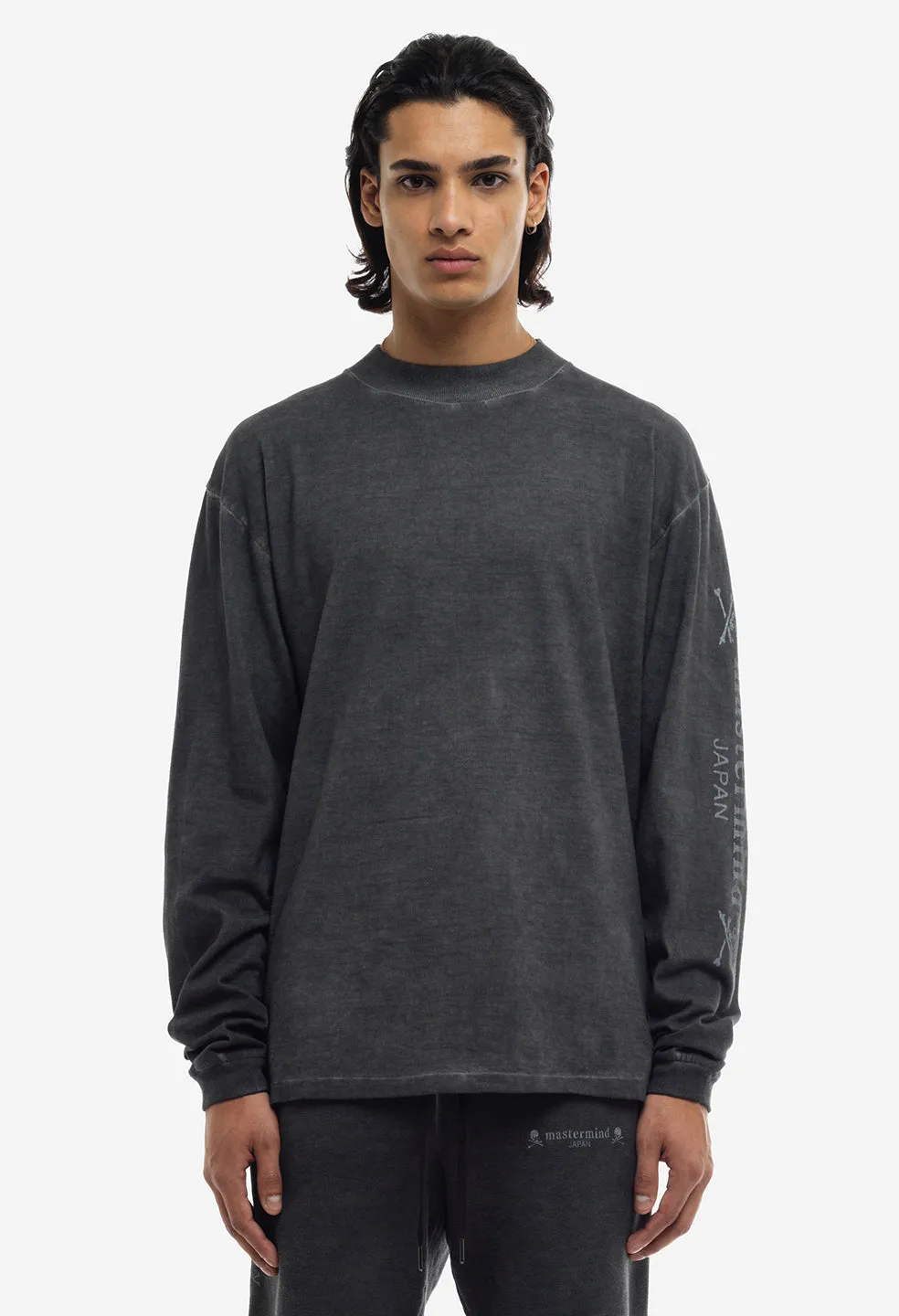 JE X Mastermind Cold Dye 900 LS Mock Tee / Charcoal